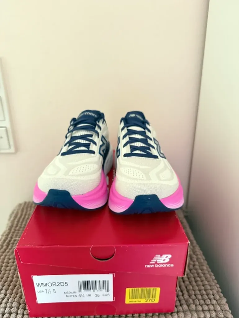 Used New Balance Fresh Foam X More v6 bike — image 5 of 5