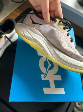 Hoka Rincon 4 bike usato — immagine 8 di 12