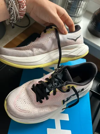Hoka Rincon 4 bike usato — immagine 9 di 12
