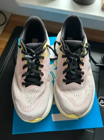 Hoka Rincon 4 bike usato — immagine 11 di 12