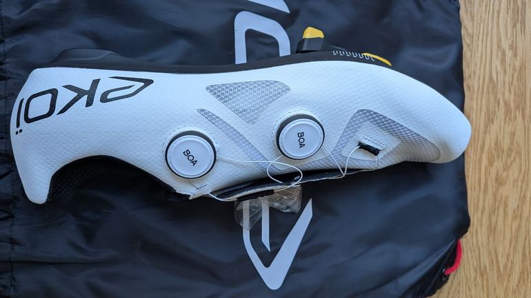 Used Ekoi Perf R4 Carbon Insert Light T47 2026 bike — image 4 of 4