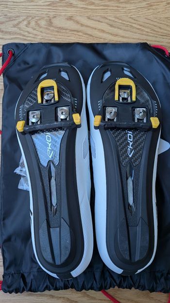 Used Ekoi Perf R4 Carbon Insert Light T47 2026 bike — image 2 of 4