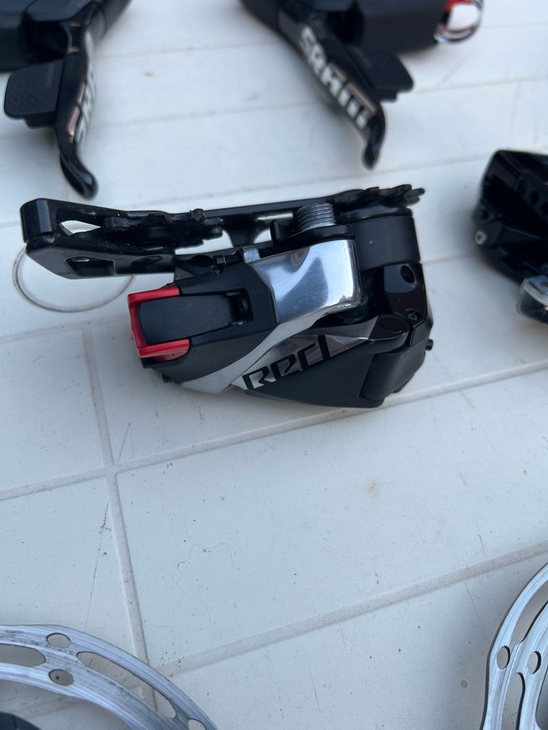 Used Sram Red etap AXS bike — image 8 of 14