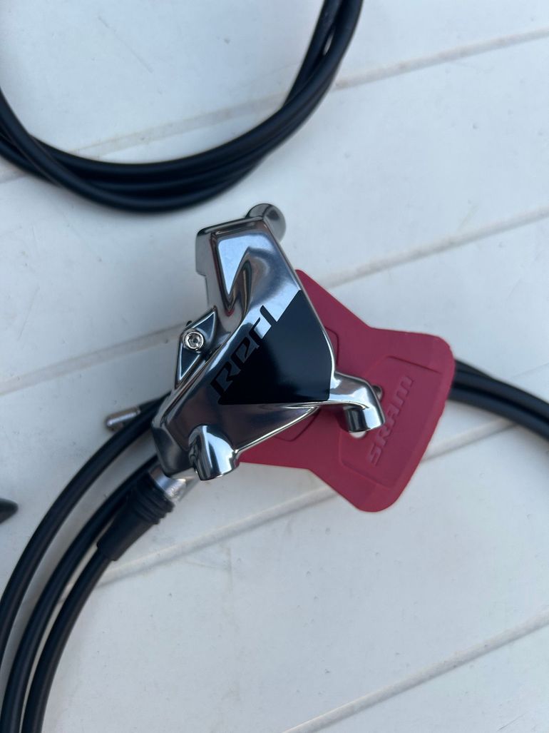 Used Sram Red etap AXS bike — image 9 of 14