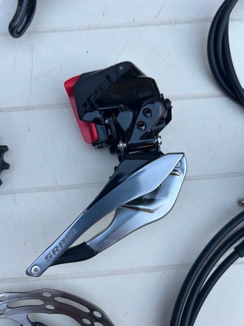 Used Sram Red etap AXS bike — image 6 of 14