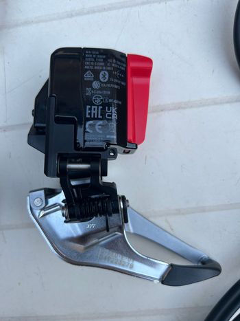Used Sram Red etap AXS bike — image 7 of 14