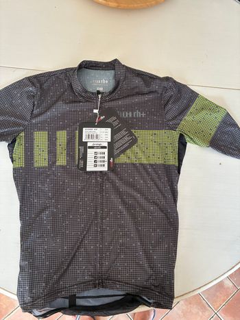 Used Rh+ super light Jersey prologic slimfit 2026 bike