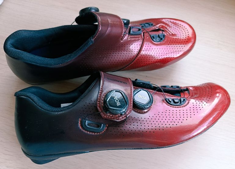 Shimano RC7 (RC701) Carbon Road Shoes Crimson Red Size 46 bike de segunda mano — imagen 2 de 3