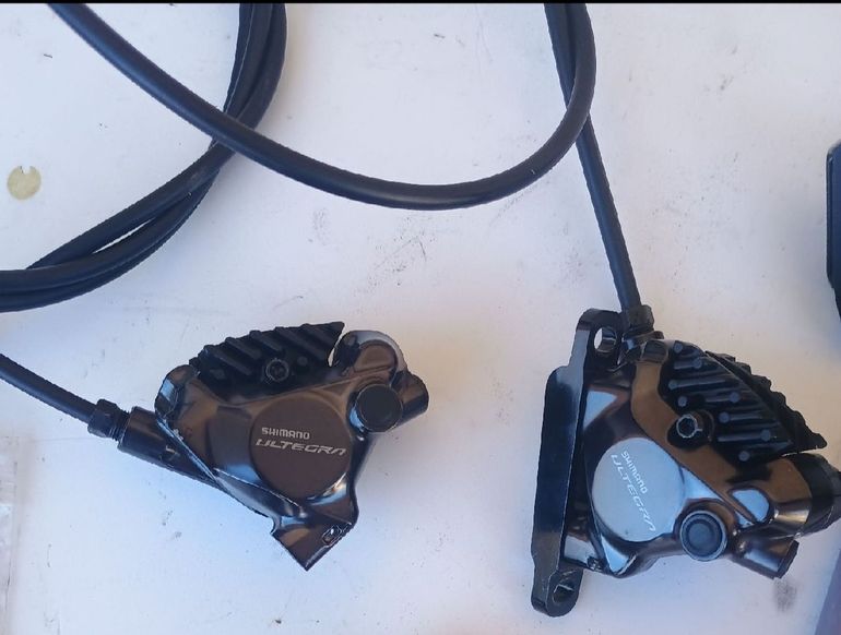 Used Shimano Ultegra ST-R8170 Right and Left Shifters with brakes 2026 bike — image 2 of 3