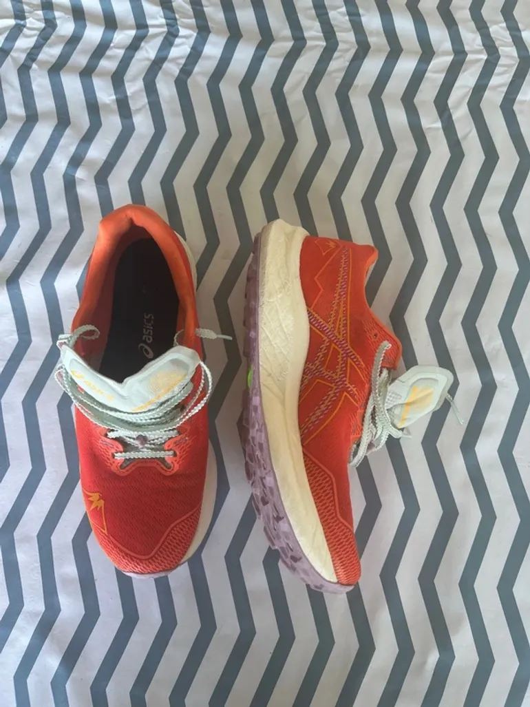 Asics Fuji Speed 3 bike d'occasion — image 2 sur 5