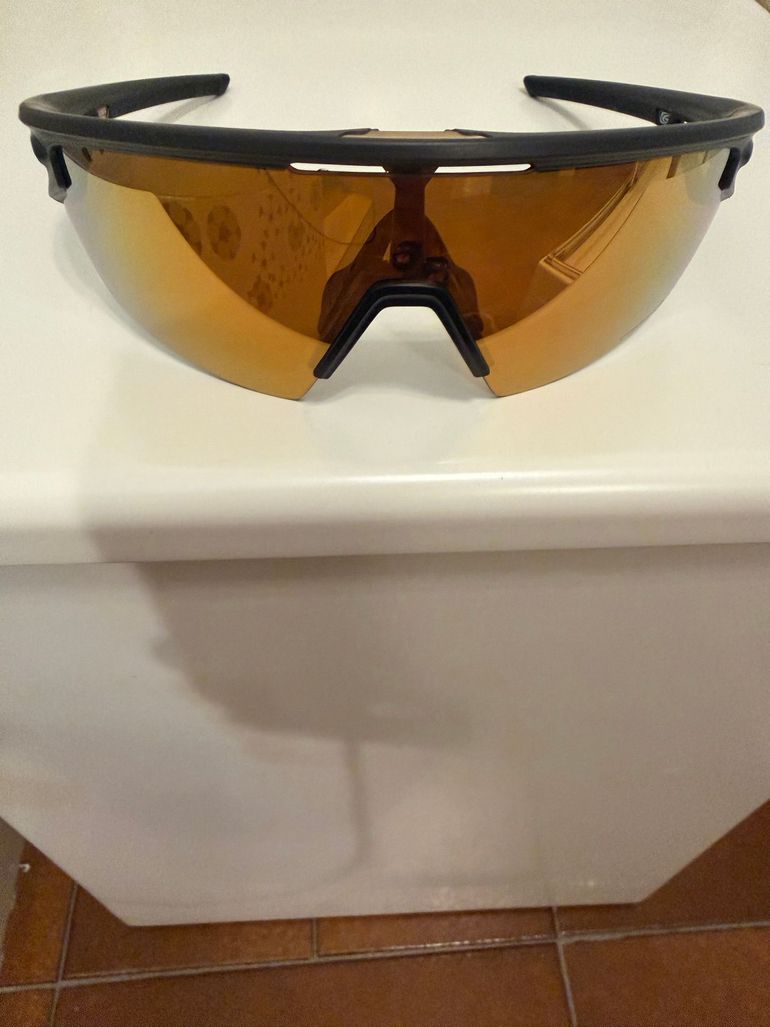 Used Oakley Sphaera Prizm 24K Polarized Sunglasses 2024 bike — image 7 of 7
