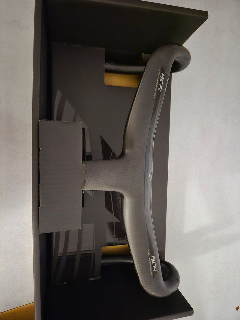 Použité Vision Metron 5D ACR EVO Integrated Handlebar bike — obrázek 5 z 6