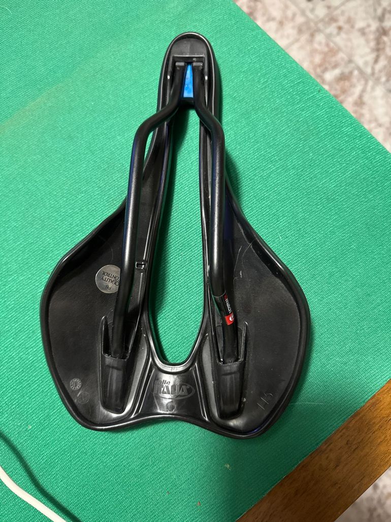 Used Selle Italia SLR 2025 bike — image 2 of 2