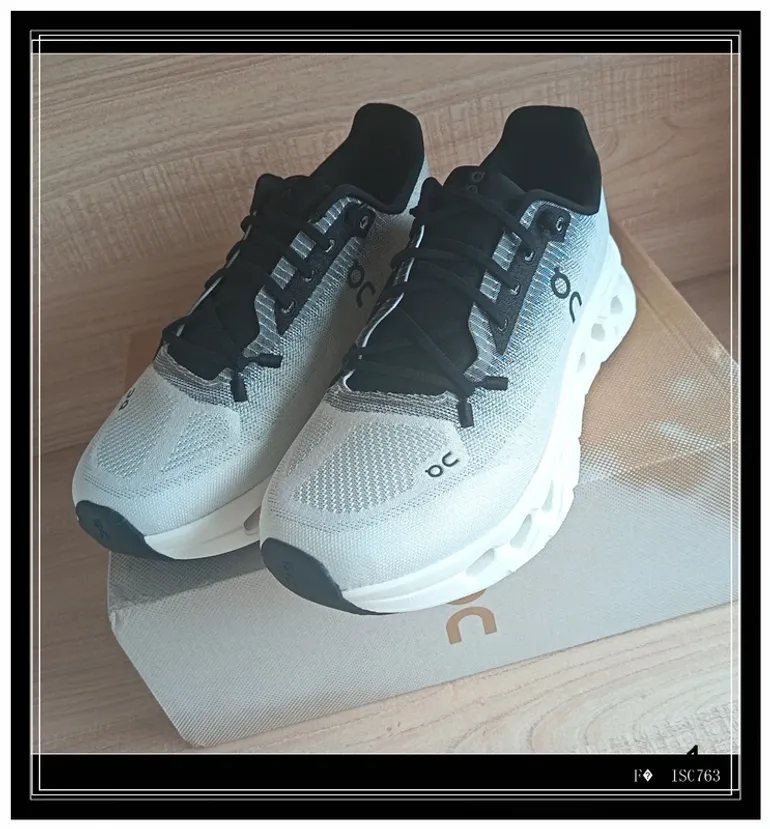 Tweedehands On Running shoes bike — afbeelding 4 van 5