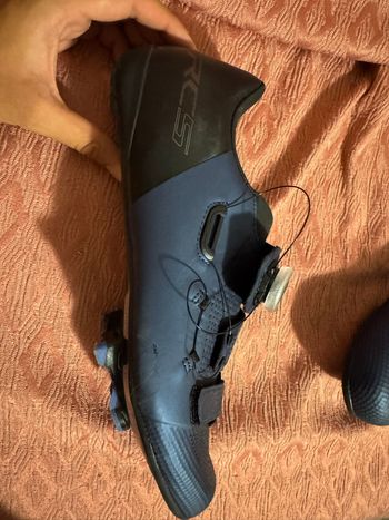 Used Shimano road shoes bike — image 2 of 4