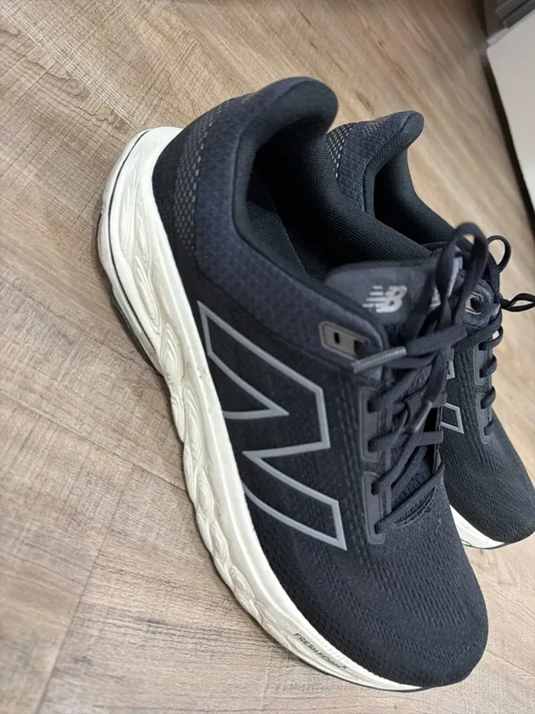 New Balance Sneakers bike usato — immagine 2 di 6