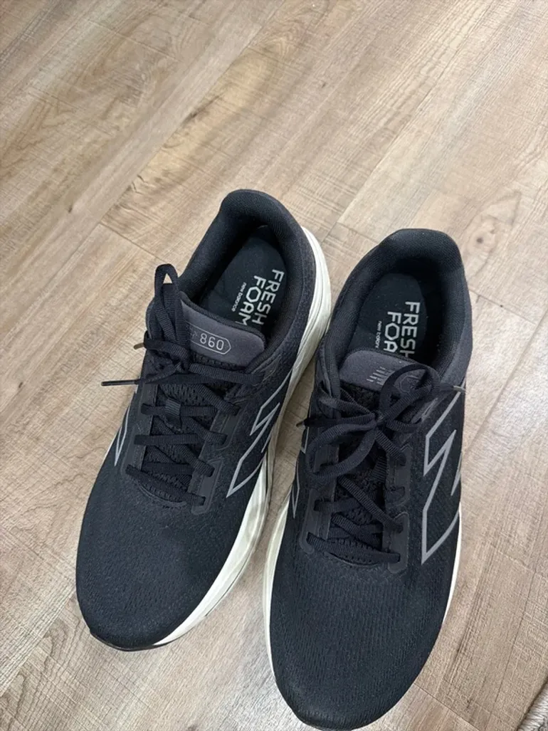New Balance Sneakers bike usato — immagine 5 di 6