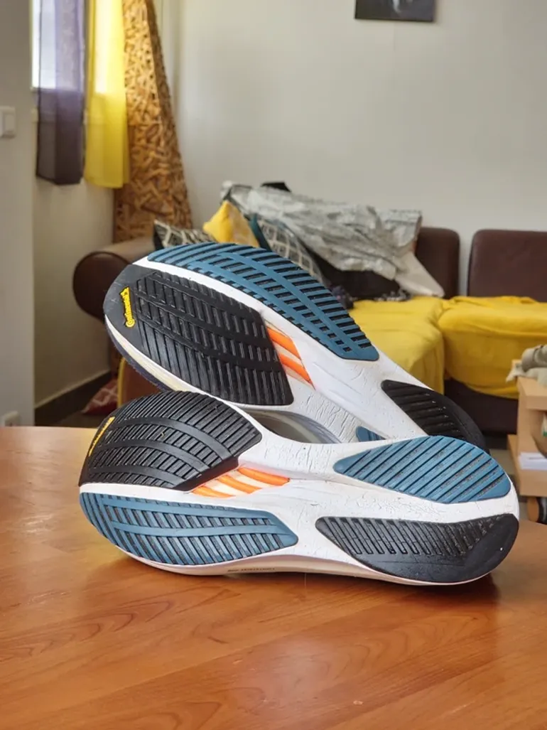 Used Continental Adizero Boston 11 bike — image 4 of 4