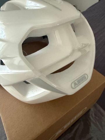 Used ABUS StormChaser ACE Helmet 2026 bike — image 4 of 10