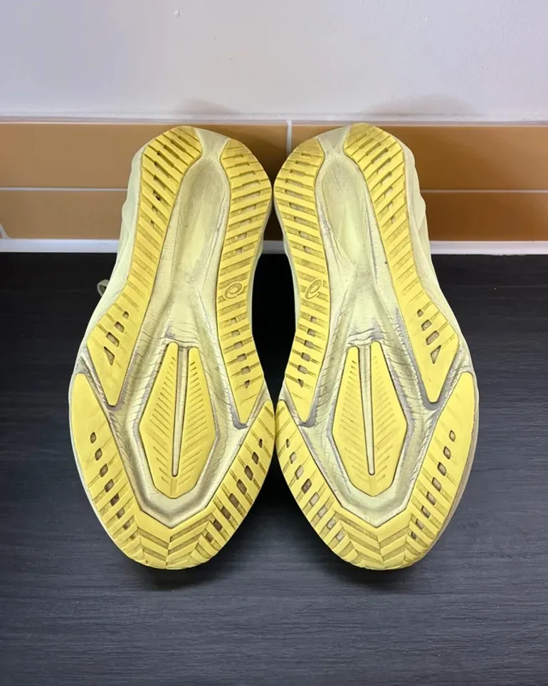 Tweedehands Asics Novablast 5 bike — afbeelding 5 van 13
