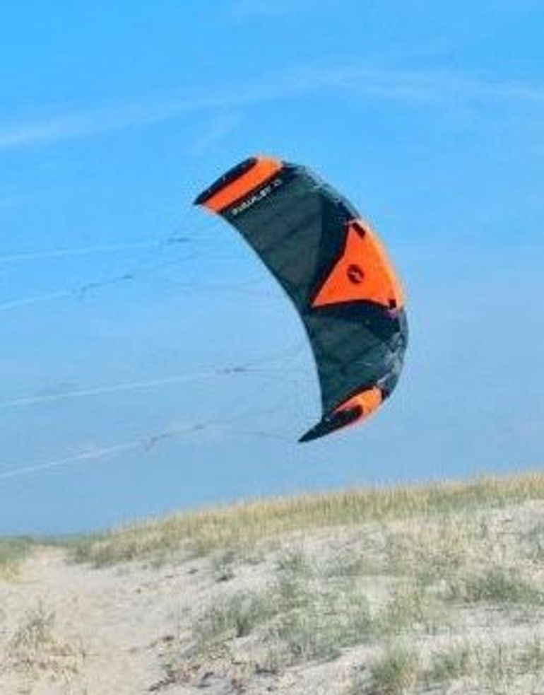 Used WOLKENSTRÜRMER PARAFLEX TRAINER KITE SPORT 2.3 bike — image 1 of 7