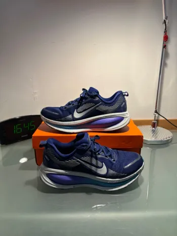 Gebrauchtes Nike Vomero 18 bike