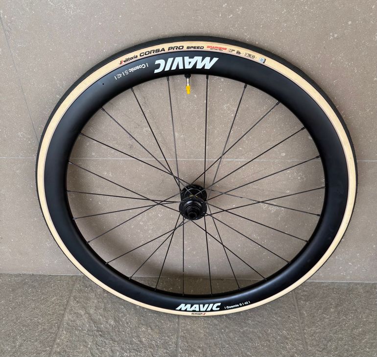 Used Mavic COSMIC S 42 Disc Wheelset 2024 bike — image 4 of 7