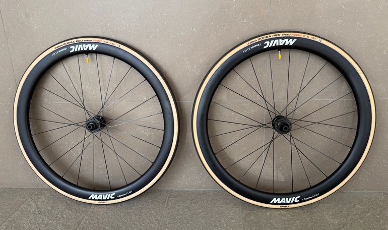 Used Mavic COSMIC S 42 Disc Wheelset 2024 bike — image 1 of 7