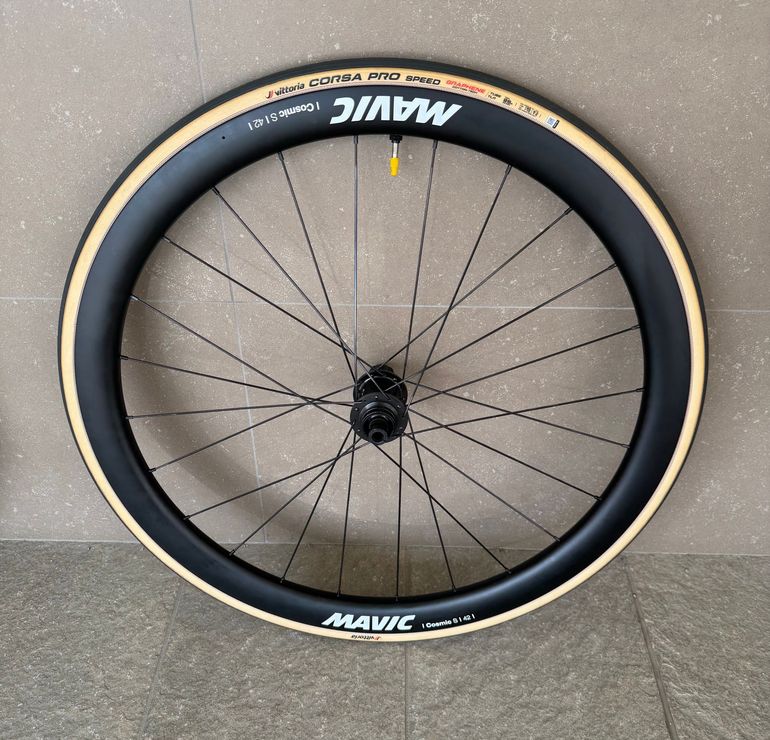 Used Mavic COSMIC S 42 Disc Wheelset 2024 bike — image 2 of 7