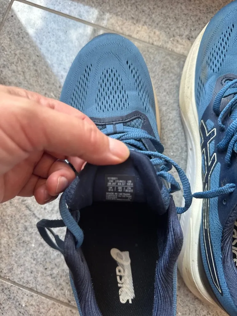 Gebrauchtes Asics GT-4000 bike — Bild 2 von 4