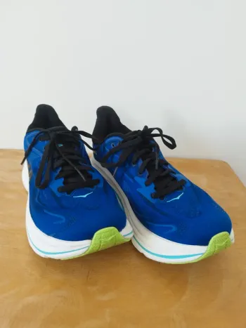 Gebrauchtes Hoka Clifton 10 bike