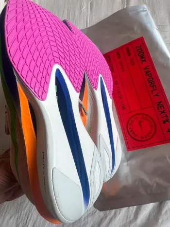 Nike Vaporfly 4 bike d'occasion — image 4 sur 5