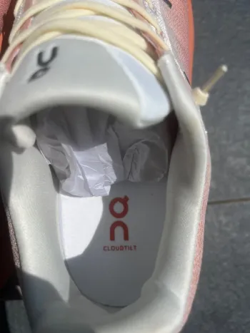 Used On Running Cloud bike — image 8 of 8