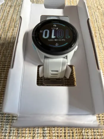 Used Garmin Forerunner 165 Music bike — image 4 of 5
