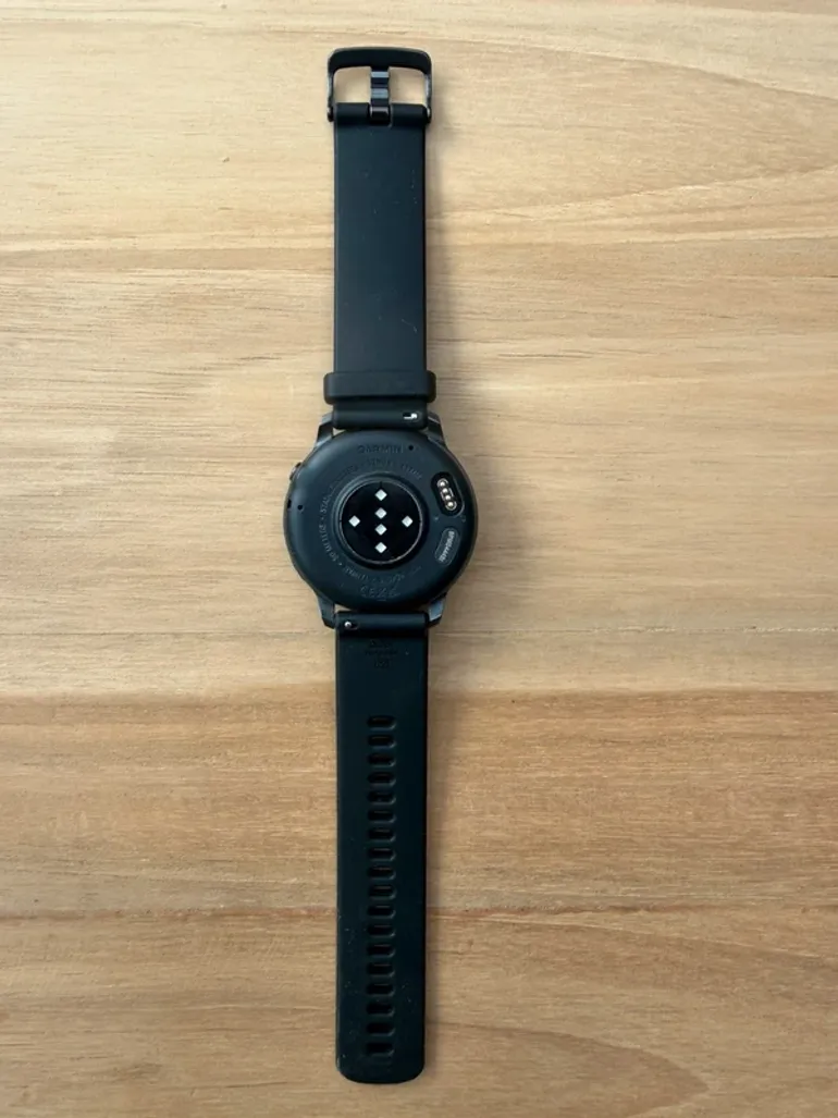 Used Garmin Venu 4 bike — image 3 of 5