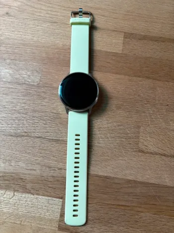 Used Garmin Venu 4 bike — image 3 of 3