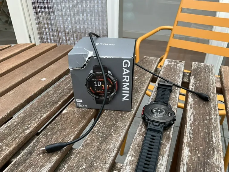 Used Garmin Fenix 8 Amoled bike — image 4 of 5