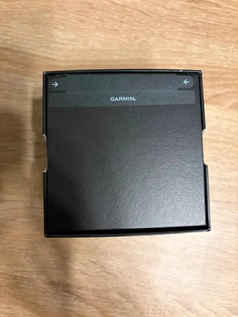 Used Garmin Fenix 8 pro bike — image 3 of 3