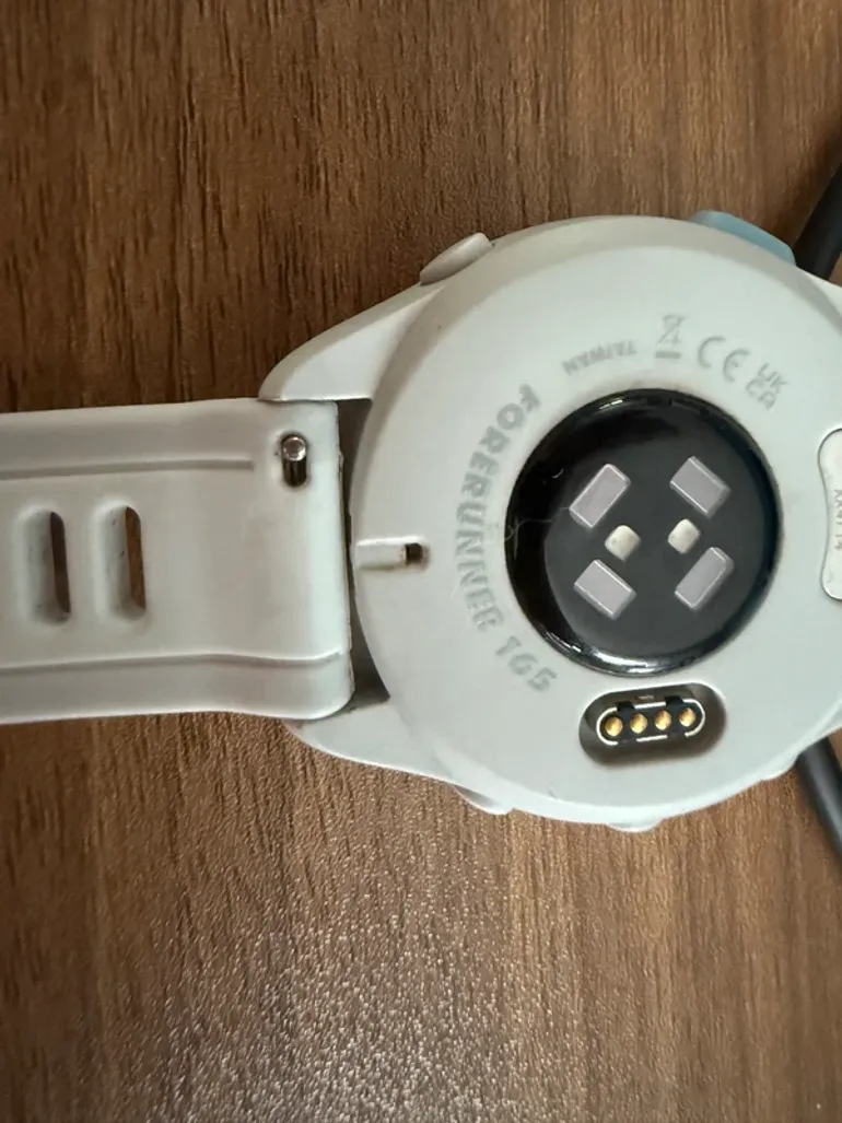 Used Garmin Forerunner 165 Music bike — image 3 of 3