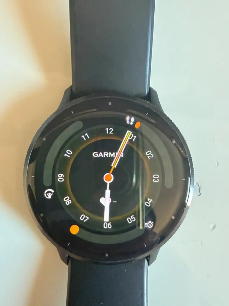 Garmin Venu 3 bike d'occasion — image 3 sur 5