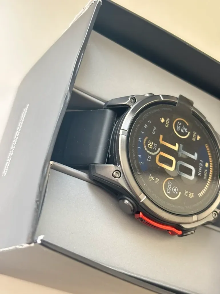 Used Garmin fenix 8 47 mm bike — image 5 of 5