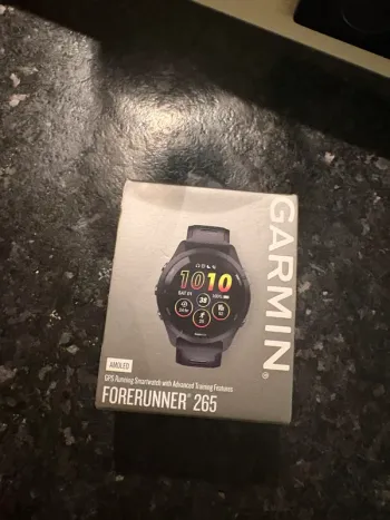 Used Garmin Forerunner 265 bike — image 2 of 5
