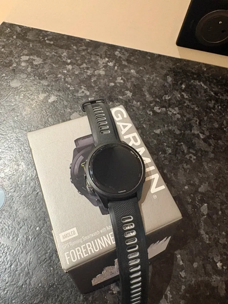 Used Garmin Forerunner 265 bike — image 3 of 5