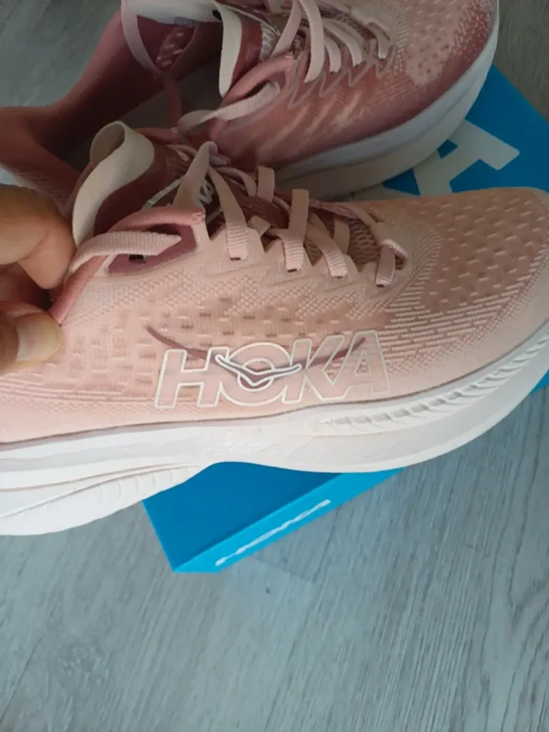 Hoka Mach 6 bike d'occasion — image 6 sur 6