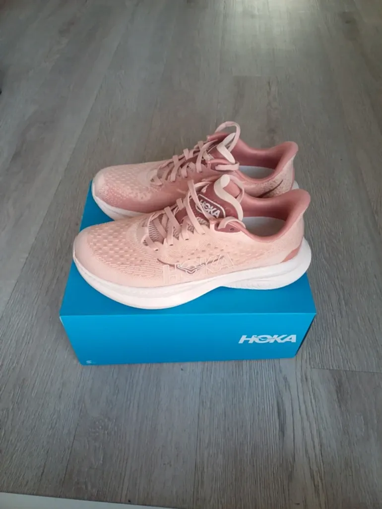 Hoka Mach 6 bike d'occasion — image 2 sur 6