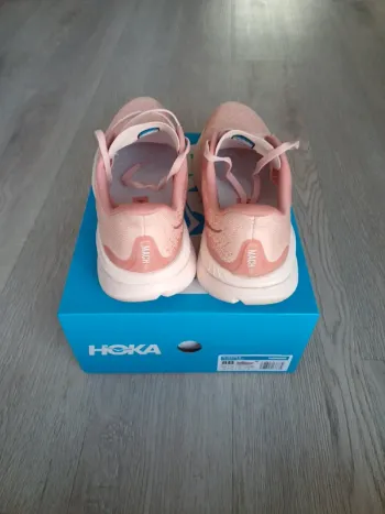 Hoka Mach 6 bike d'occasion — image 3 sur 6