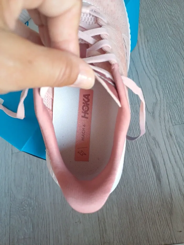 Hoka Mach 6 bike d'occasion — image 5 sur 6