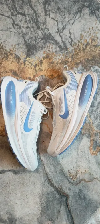 Gebrauchtes Nike Vomero 18 bike — Bild 2 von 10