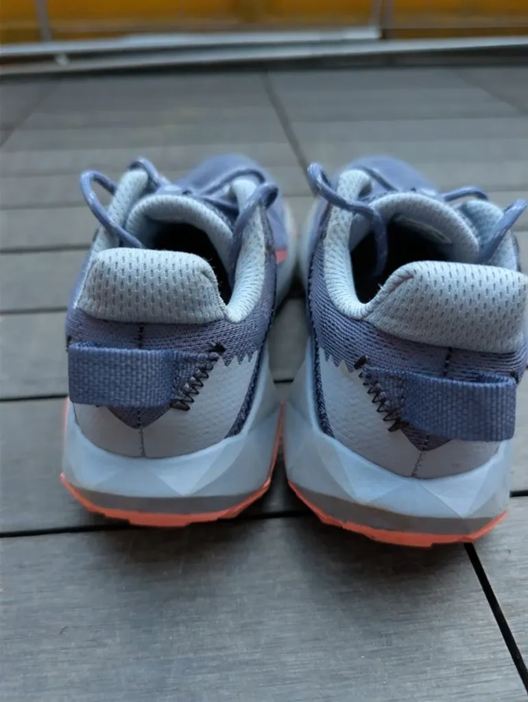 New Balance Dynasoft Nitrel v6 bike d'occasion — image 3 sur 8