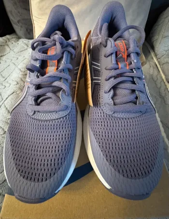 Brugt Asics Running Shoes bike
